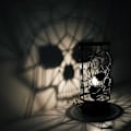 Miniatyrbillede 1 af 5: Metallisk sort kranielampe - gotisk indretning - kranieindretning - gotisk lampe - gotisk værelsesindretning - skeletlampe