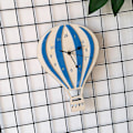 Miniatyrbillede 3 af 5: ZHOUBA Nordisk stil varmluftsballon form træ lydløs vægur børneværelse hjem indretning（Blå）