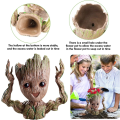 Pikkukuva 2 / 5: Kukkruukku-figuuri, Groot-kukkruukku, akvaarion koriste-figuuri, Groot-kynäteline, puumies-istutusruukku, luova akvaariokoristelu, luova lahja