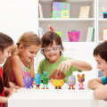 Miniatyrbillede 3 af 3: 7 stk. Hey Duggee fødselsdagsgave Annimals havearbejde actionfigurer legetøjssæt til kagepynt (lilla)