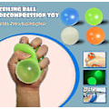 Miniatyrbild 2 av 3: Glow In The Dark Takbollar, klibbig boll 4 st