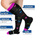 Miniatyrbillede 2 af 5: 4 par store kompressionsstrømper til kvinder og mænd med bred læg 20-30 mmhg ekstra store støtte strømper til sygeplejersker cirkulation_K19（2XL-4 par）