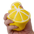 Miniatyrbild 5 av 5: Simulerad frukt halv citron Squishy Slow Rising Doftande mjukt bröd tårta klämma barn vuxna stressavlastning leksak 10*10 cm