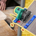 Miniatyrbild 4 av 5: Justerbar Basguide för Skärmaskin, Elektrisk Cirkelsåg Positioneringsklämma, Precisions Träskärningsguide, Cirkelsågsguide Snabb Positionering