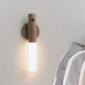 Miniatyrbillede 3 af 5: LED Natlampe Magnetisk Væglampe Køkkenskab Garderobelys Hjem Trappe Soveværelse Bord Flytbar Lampe Valnød