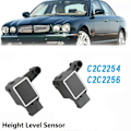 Miniatyrbillede 2 af 5: 2 STK Bageste Luftaffjedring Højde Niveausensor C2C2254 C2C2256 til Jaguar XJ8 XJR 2004-2009 Forlygte L