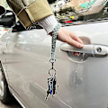 Miniatyrbillede 4 af 5: Blød Makrame Nøglering Boho Håndlavet Armbånds Nøglering Country Stil Håndledsrem Håndlavet Holder Til Kvinder