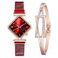 Miniatyrbillede 1 af 5: Magnetarmbåndsur sæt til kvinder, Firkantet armbånd til kvinder, Quartz Red Set