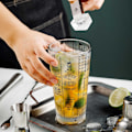 Miniatyrbild 8 av 11: Cocktailshaker med Drinkrecept 400ml Shaker Glas Rostfritt Stål silver