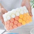Miniatyrbild 4 av 4: Isform Bakform för Isbitar Hexagon Iskubsform Silikon svart