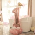Miniatyrbillede 2 af 2: Stort lodret tal ballonsæt | Rosa guld Metallic Nummer 1 110cm