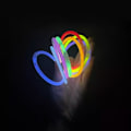 Pikkukuva 3 / 10: Neon Glowstick Itsevalaiseva Lightstick Rannekoru 100kpl monivärinen