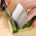 Miniatyrbillede 6 af 11: Fingerbeskyttelse rustfrit stål - Skære grøntsager, kød sølv