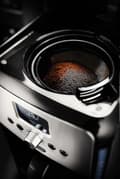 Miniatyrbilde 2 av 3: Gullfarget permanent kaffefilter