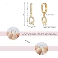 Miniatyrbild 5 av 5: AVEKI 18K Delikat förgylld Pave Cubic Zirconia Brev Charm
