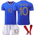 Pikkukuva 1 / 2: UEFA Euro 2024 Ranskan kotijoukkueen nro 10 Mbappen lasten jalkapalloasu No.10 Mbappe 16
