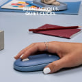 Miniatyrbilde 3 av 8: Logitech M350 Pebble trådløs mus med Bluetooth eller 2,4 GHz-mottaker, stille, slank datamus med stille klikk Blue