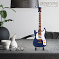 Miniatyrbild 3 av 5: Exquisit trä mini gitarr modell display dekoration hem kaffe hus prydnad