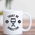 Miniatyrbillede 4 af 5: Stol på mig, jeg er direktør Kaffe krus Morgenmad krus Sjov Kaffe krus 11 ounce Inspi