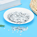 Pikkukuva 3 / 9: 50G DIY PVC ei reikää pyöreä paljetti lava häävaatteet tarvikkeet (Laser hopea 2mm)