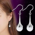 Miniatyrbild 4 av 4: Morning Glory Faux Moonstone Hook Pendant Earrings