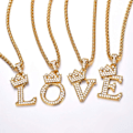 Miniatyrbillede 3 af 8: Krone Initial A-Z Halskæde, Iced Out Bogstav Vedhæng med 22-24 Tommer Kæde, Mænd Kvinder Bling Hip Hop Alfabet Navn Smykker Gave Store Initialer Halskæder Q 18K Gold