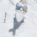 Miniatyrbild 3 av 7: Lång katt plyschleksak söt plysch kramdjur plysch kudde haj katt gosedjur för flickor och pojkar grå 19,7\" Grey