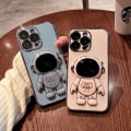 Miniatyrbillede 5 af 6: 6D Elektroplettet Astronaut Skjult Stativ Etui til iPhone Kvinder Astronaut Foldbart Stativ iPhone Etui med Kamera Beskytter Blød TPU Stødsikker Bumper Pink iPhone 11 Pro Max