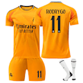 Miniatyrbillede 1 af 2: 24-25 Real Madrid udebanetrøjer Børns fodboldsæt No.11 Rodrygo XL