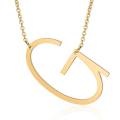 Miniatyrbild 1 av 3: Halsband med initialhänge i sidled block för kvinnor ---