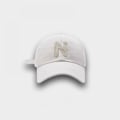 Miniatyrbild 1 av 5: Hatt Brev Broderad Justerbar Baseballkeps White
