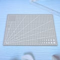 Miniatyrbild 5 av 9: A4 rutnät PVC skärmatta Självläkande papper Läder Tyg Skärbräda (Grå)