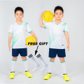 Miniatyrbild 5 av 7: Pojkar Fotbollströja träningsdräkt Barn Fotboll Sportkläder Barn Lek Boll Sportkläder Kits väst barn fotbollsdräkt Strumpor White Red Not Custom 2XSHeight 130-140CM