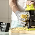Miniatyrbilde 7 av 8: 4-i-1 Kjøkkenknivtilbehør: 3-Trinns Knivsliper Hjelper med å Reparere, Gjenopprette, Polere Blader og Kuttsikker Hanske