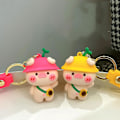 Pikkukuva 4 / 9: Avaimenperä, söpö kawaii-hattu-sika-avaimenperäkoriste, herkkä käsilaukun avaimet PVC-tarvikkeet lahjat lapsille pojille tytöille naisille vaaleanpunainen Yellow