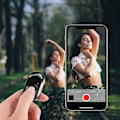 Miniatyrbillede 2 af 5: 1 sort Bluetooth fjernbetjening med kamera lukkerfunktion