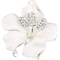Miniatyrbillede 1 af 5: Elegant broche i form af blomster og krystal 29.8g