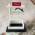 Miniatyrbilde 3 av 5: 1 stk Eiendomsmegler Visitkort Display Salgskort Holder