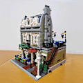 Miniatyrbillede 3 af 4: 2418 dele City Street View Model Set Creator Parisian Rest på lager