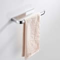 Miniatyrbilde 3 av 5: Badehåndkleholder i polert krom