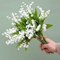 Miniatyrbild 2 av 5: 12 stjälkar liljekonvalj Konstgjorda Blommor, Liljekonvalj Plastblomma, Brudbukett för Utomhusbröllop