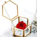 Miniatyrbild 5 av 5: Bröllopsask i guld för bröllopsgäster, transparent