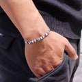Miniatyrbilde 4 av 5: Sett med 10 bohemske vevde armbånd, sommerarmbånd, ankelkjeder