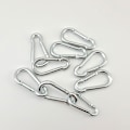 Pikkukuva 2 / 5: 5 kpl Karabiiniklipsiä Leirintään - 5cm Mini Jousi Urheilu