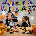 Pikkukuva 2 / 5: Halloween-juhlatyylikitti - Pyörivät riippuva Happy Halloween -koristeet