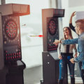 Miniatyrbillede 4 af 5: Plastikpile, 3 sorte, hvide, røde og blå til elektroniske dart