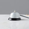 Miniatyrbilde 3 av 5: Sett med 2 metalldørklokker