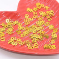 Miniatyrbillede 3 af 5: 80 års fødselsdag konfetti, guld konfetti 80 konfetti 15g bord