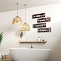 Miniatyrbild 3 av 5: 4 stycken badrumsväggsdekorationer Soak Relax Breathe Farmhouse Trä