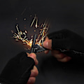 Miniatyrbillede 4 af 5: Fire Stone Flint Magnesium Fire Starter Lighter Kit med træhåndtag Fremstillet traditionel Flint Overlevelsescamping Vandring 2 stk